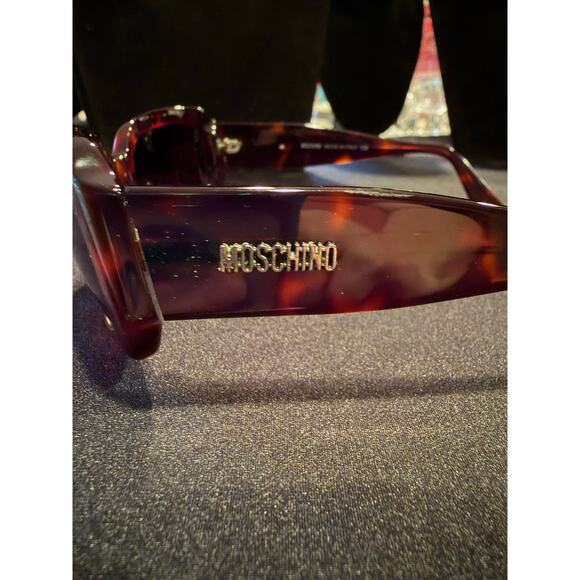 Vintage RARE- Moschino Havana tortoise shell frame sunglasses